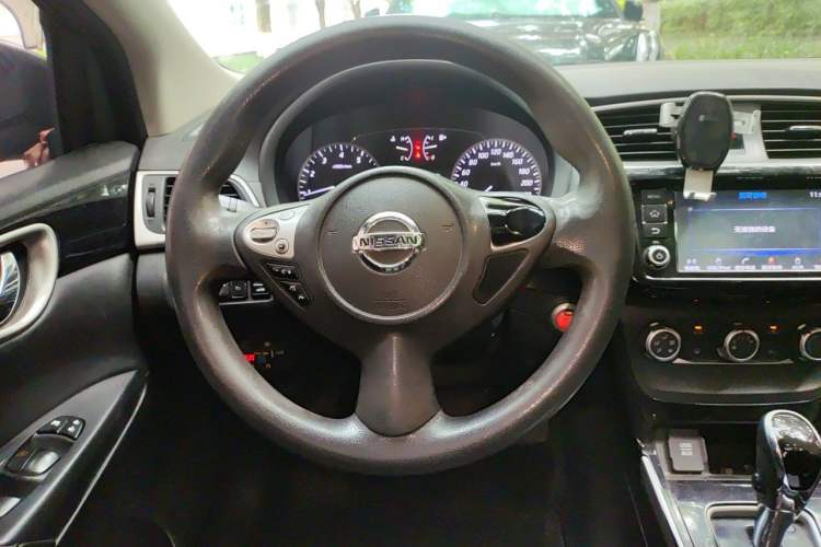 Used Nissan Sylphy 2016 1.6 XL CVT Luxury Edition Steering Wheel