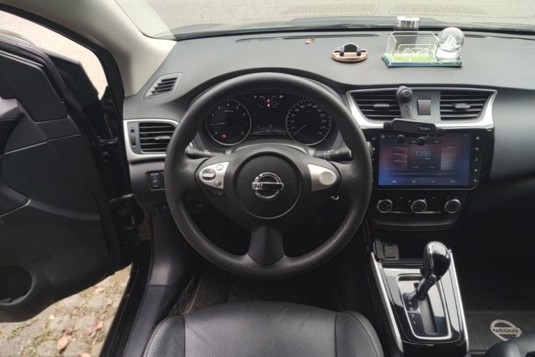 Used Nissan Sylphy 2016 1.6 XL CVT Luxury Edition Steering Wheel