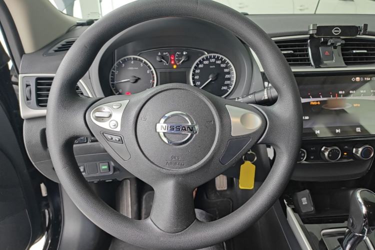 Used Nissan Sylphy 2016 1.6 XL CVT Luxury Edition Steering Wheel
