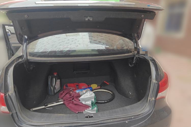 Used Nissan Sylphy 2016 Classic 1.6XE Manual Comfort Edition Trunk