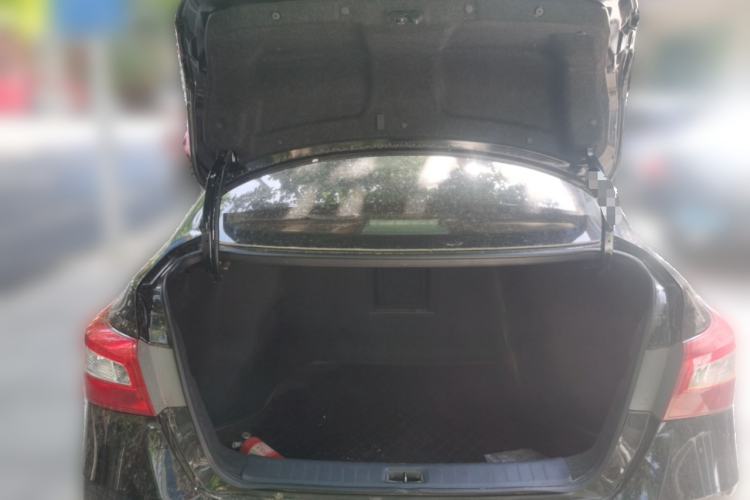 Used Nissan Sylphy 2016 1.6XV CVT Smart Enjoyment Version Trunk