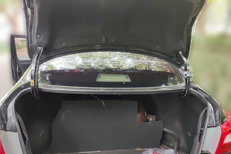 Used Nissan Sylphy 2016 1.6 XL CVT Luxury Edition Trunk