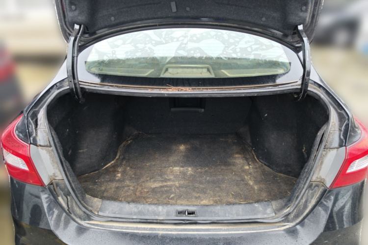 Used Nissan Sylphy 2016 1.6XV CVT Smart Enjoyment Version Trunk