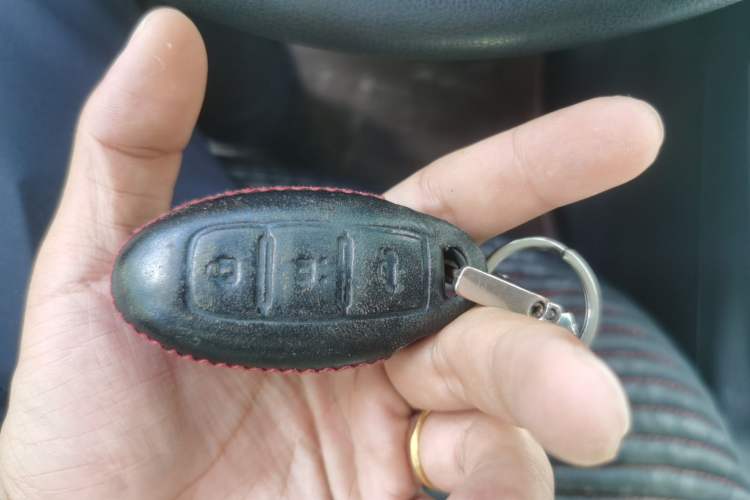 Used Nissan Sylphy 2016 1.6XV CVT Smart Enjoyment Version Vehicle Key