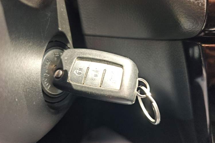 Used Nissan Sylphy 2016 1.6 XL Manual Luxury Edition Vehicle Key