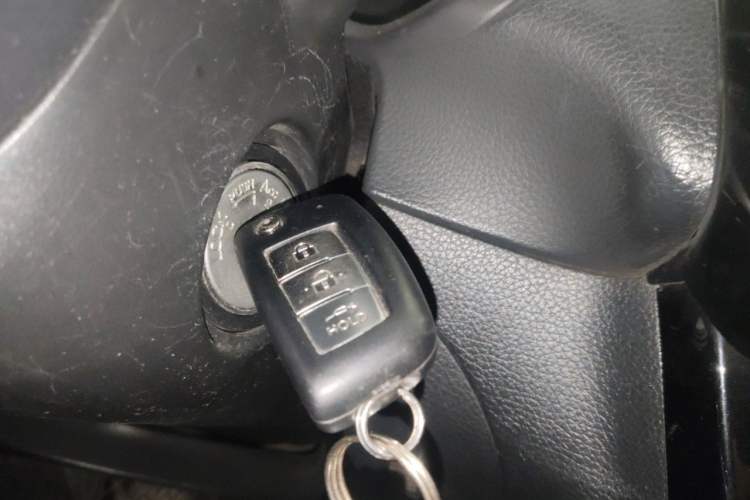 Used Nissan Sylphy 2016 1.6 XL Manual Luxury Edition Vehicle Key