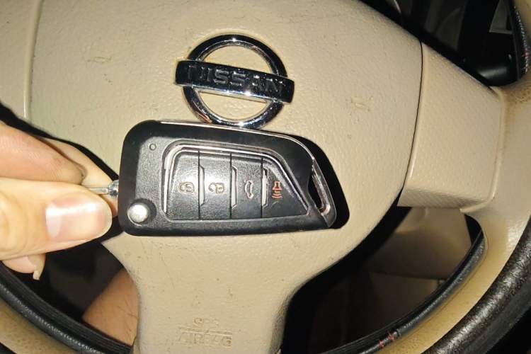 Used Nissan Sylphy 2016 Classic 1.6XE Automatic Comfort Edition Vehicle Key