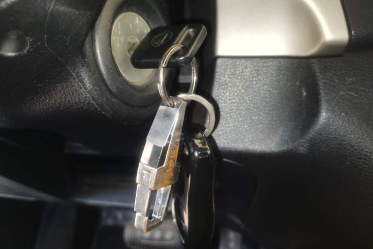 Used Nissan Sylphy 2016 Classic 1.6XE Automatic Leading Edition Vehicle Key