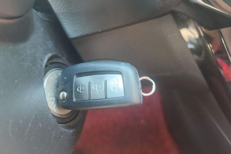 Used Nissan Sylphy 2016 1.6 XL CVT Luxury Edition Vehicle Key