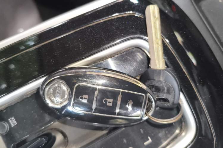 Used Nissan Sylphy 2016 1.6XV CVT Smart Enjoyment Version Vehicle Key