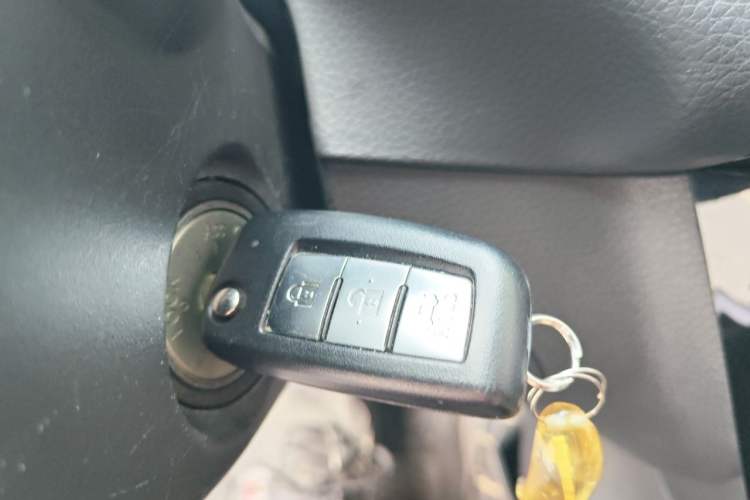 Used Nissan Sylphy 2016 1.6 XL CVT Luxury Edition Vehicle Key