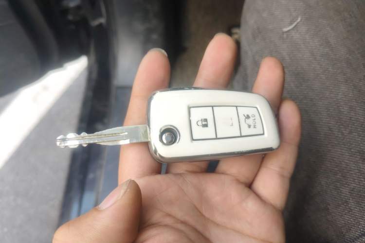 Used Nissan Sylphy 2016 1.6 XL CVT Luxury Edition Vehicle Key