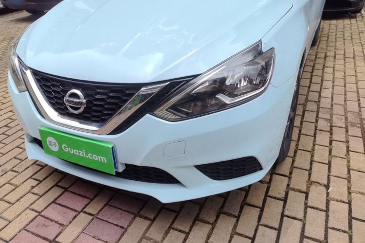 Used Nissan Sylphy 2016 1.6XE CVT Comfort Edition Left Front Headlight