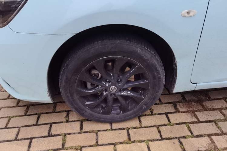 Used Nissan Sylphy 2016 1.6XE CVT Comfort Edition Left Front Wheel Hub