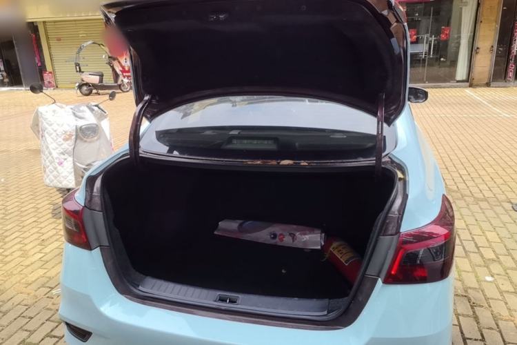 Used Nissan Sylphy 2016 1.6XE CVT Comfort Edition Trunk