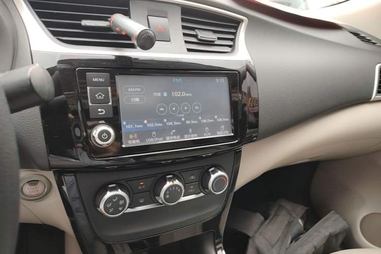 Used Nissan Sylphy 2016 1.6XV CVT Smart Enjoyment Version Audio And AC Panel