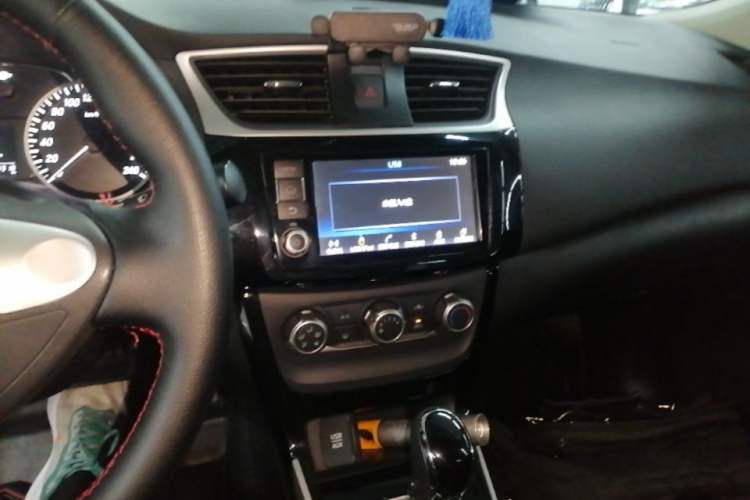 Used Nissan Sylphy 2016 1.6 XL CVT Deluxe Edition Audio And AC Panel