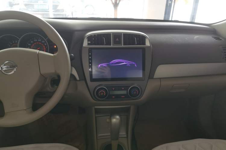 Used Nissan Sylphy 2016 Classic 1.6XE Automatic Comfort Edition Audio And AC Panel