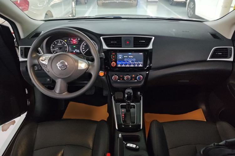 Used Nissan Sylphy 2016 1.6XV CVT Smart Enjoyment Version Center Console