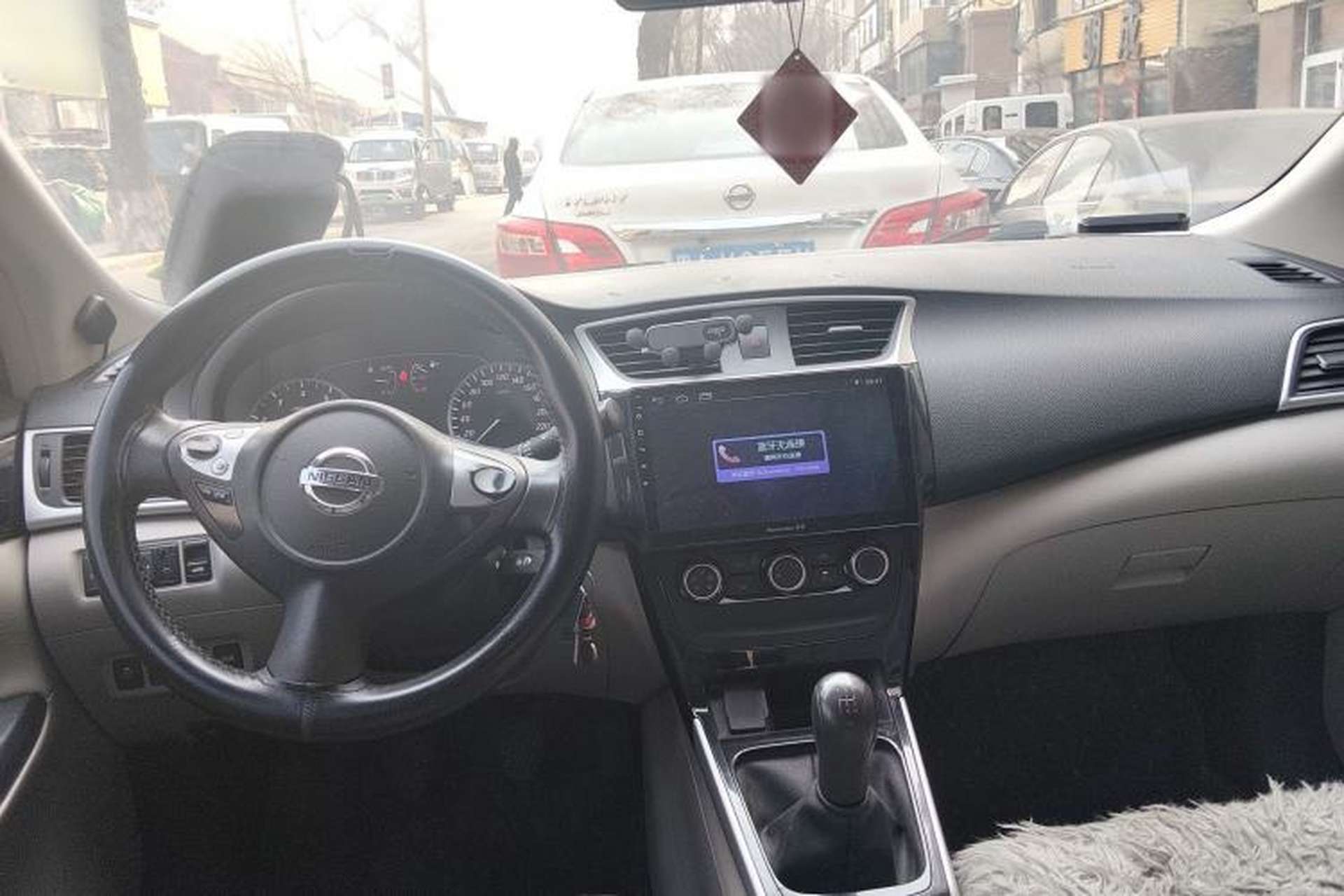 Used Nissan Sylphy 2016 1.6 XL Manual Luxury Edition Center Console