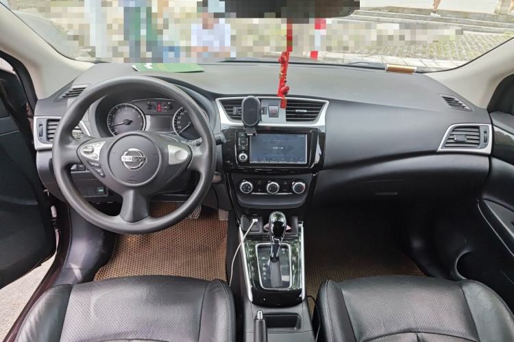 Used Nissan Sylphy 2016 1.6XV CVT Smart Enjoyment Version Center Console