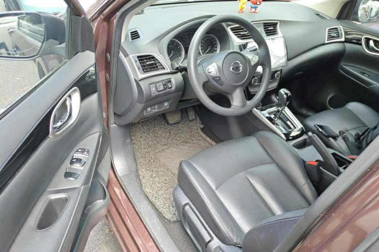 Used Nissan Sylphy 2016 1.6 XL CVT Luxury Edition Driver Seat