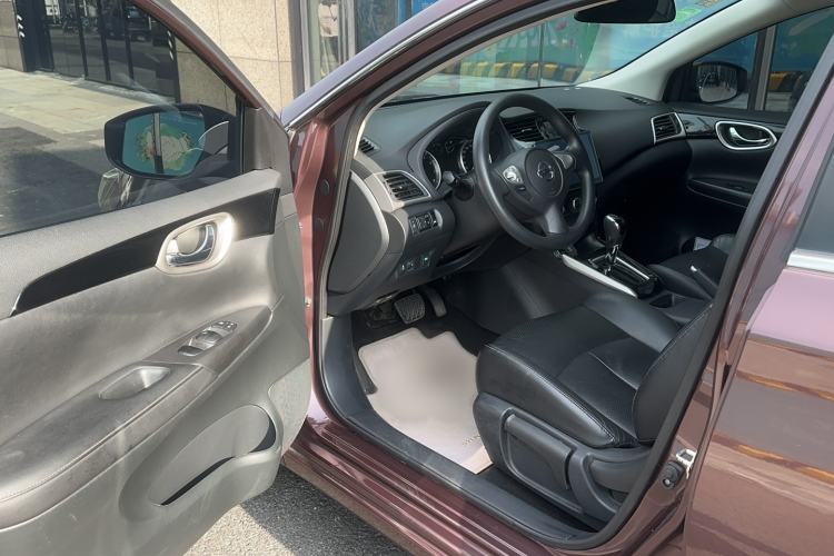 Used Nissan Sylphy 2016 1.6 XL CVT Luxury Edition Driver Seat