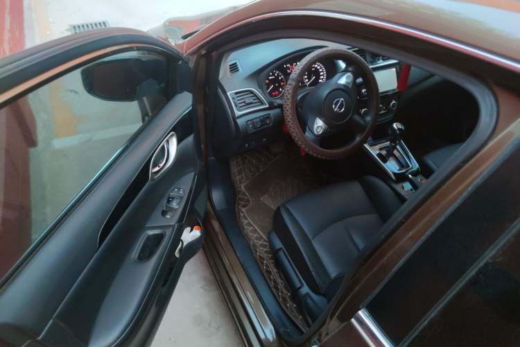 Used Nissan Sylphy 2016 1.6 XL CVT Deluxe Edition Driver Seat