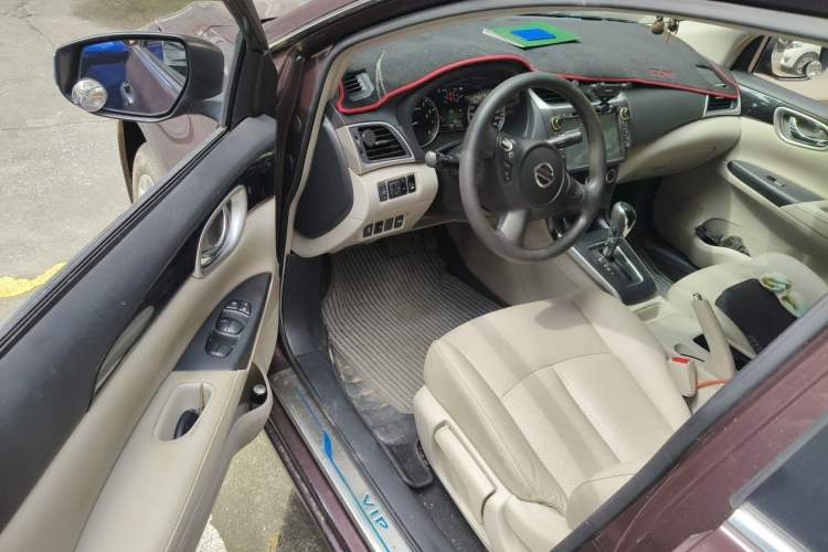 Used Nissan Sylphy 2016 1.6 XL CVT Deluxe Edition Driver Seat