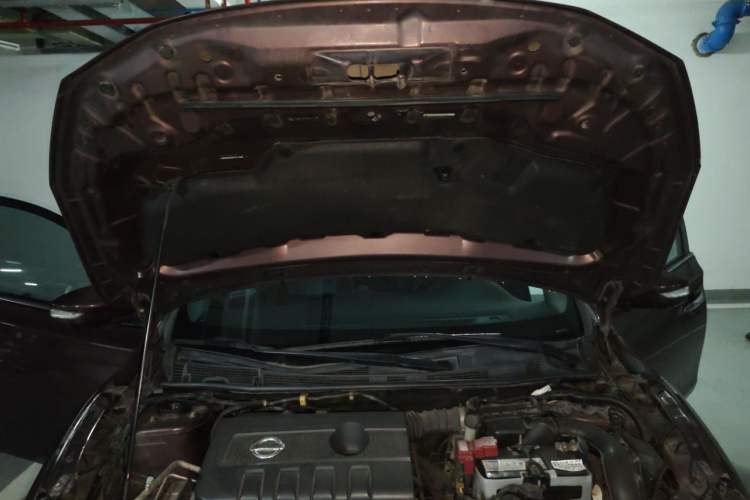 Used Nissan Sylphy 2016 1.6 XL CVT Luxury Edition Engine Bay