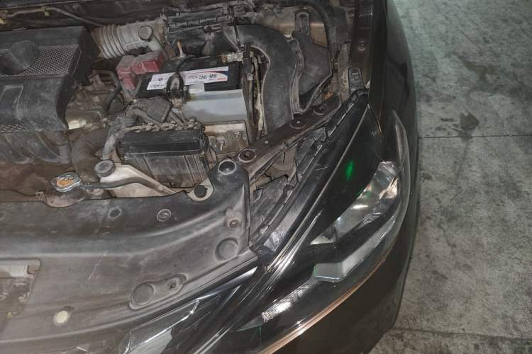 Used Nissan Sylphy 2016 1.6 XL CVT Luxury Edition Engine Bay Left