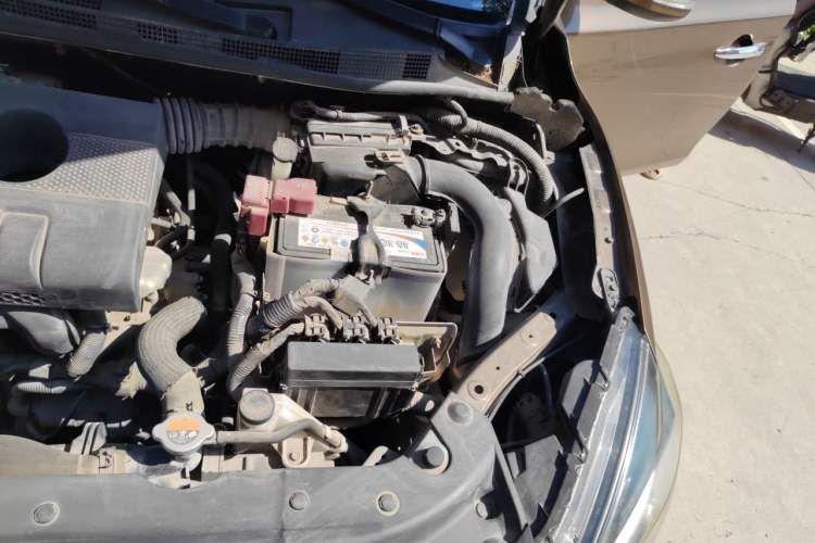 Used Nissan Sylphy 2016 1.6 XL CVT Deluxe Edition Engine Bay Left