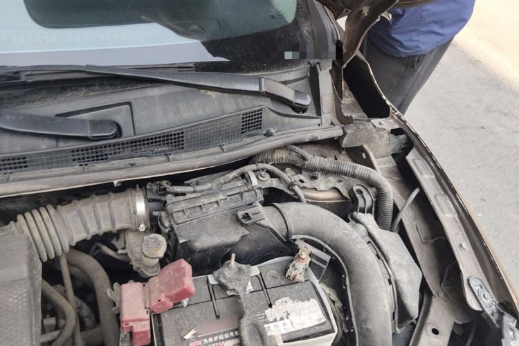 Used Nissan Sylphy 2016 1.6 XL Manual Luxury Edition Engine Bay Left