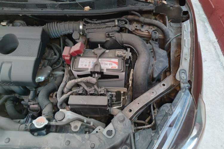Used Nissan Sylphy 2016 1.6 XL CVT Deluxe Edition Engine Bay Left