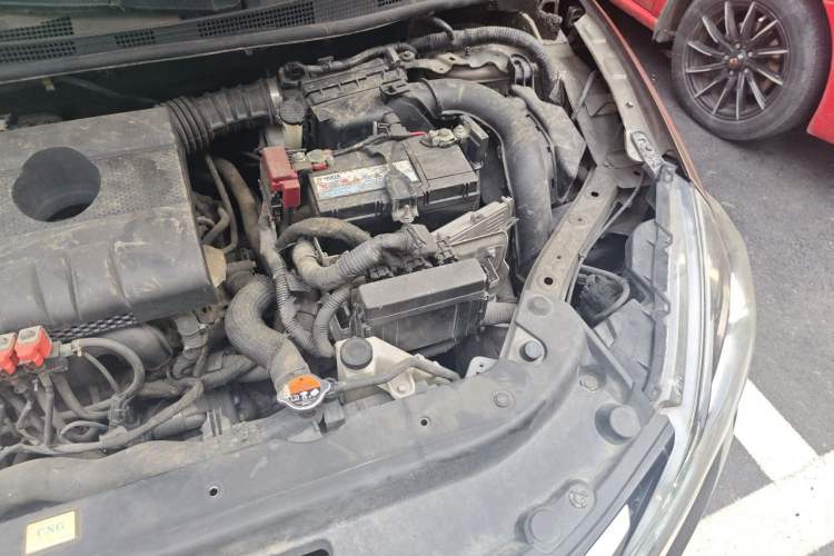 Used Nissan Sylphy 2016 1.6 XL CVT Deluxe Edition Engine Bay Left