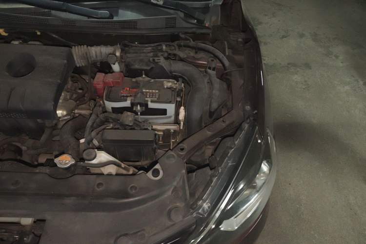 Used Nissan Sylphy 2016 1.6 XL CVT Deluxe Edition Engine Bay Left