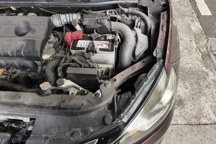 Used Nissan Sylphy 2016 1.6 XL CVT Deluxe Edition Engine Bay Left