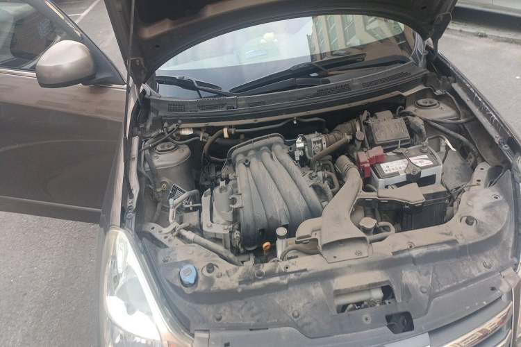 Used Nissan Sylphy 2016 Classic 1.6XE Manual Comfort Edition Engine Bay Right