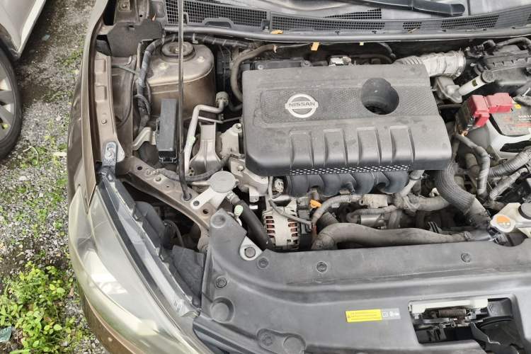 Used Nissan Sylphy 2016 1.6XV CVT Smart Enjoyment Version Engine Bay Right