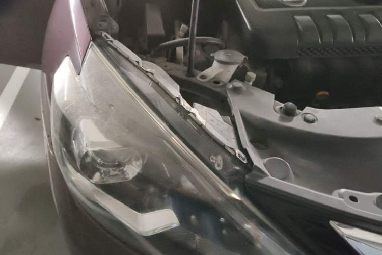 Used Nissan Sylphy 2016 1.6XV CVT Smart Enjoyment Version Engine Bay Right
