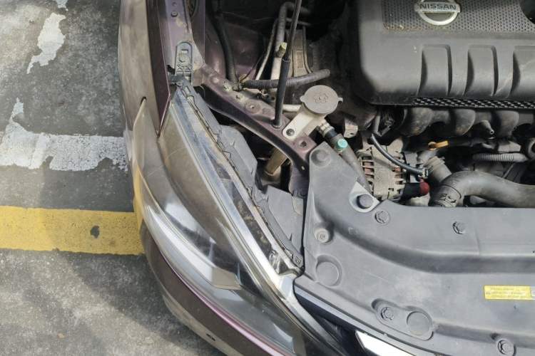 Used Nissan Sylphy 2016 1.6 XL CVT Deluxe Edition Engine Bay Right