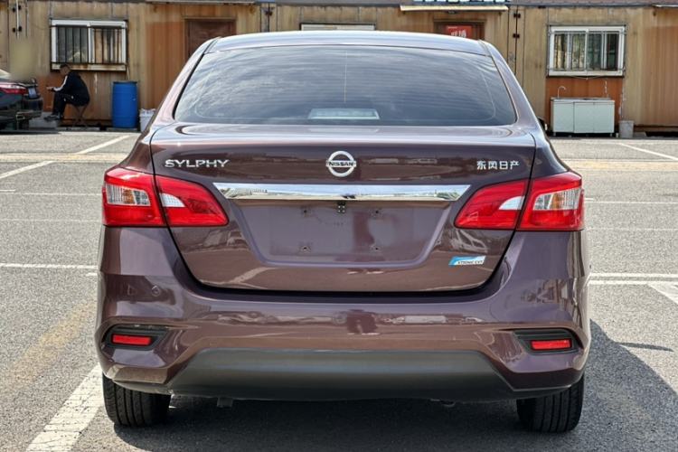 Used Nissan Sylphy 2016 1.6 XL CVT Luxury Edition Exterior 2