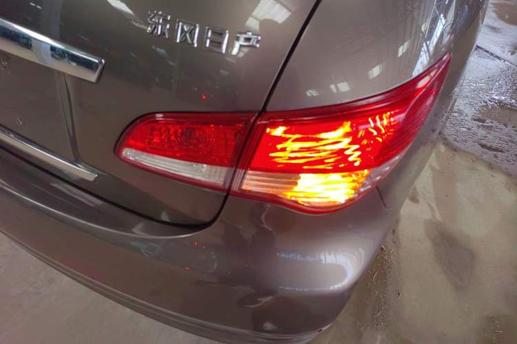 Used Nissan Sylphy 2016 Classic 1.6XE Automatic Leading Edition Exterior 3
