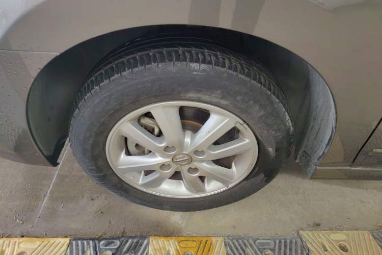 Used Nissan Sylphy 2016 Classic 1.6XE Automatic Leading Edition Exterior 4