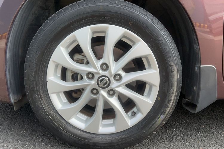 Used Nissan Sylphy 2016 1.6 XL CVT Luxury Edition Exterior 4