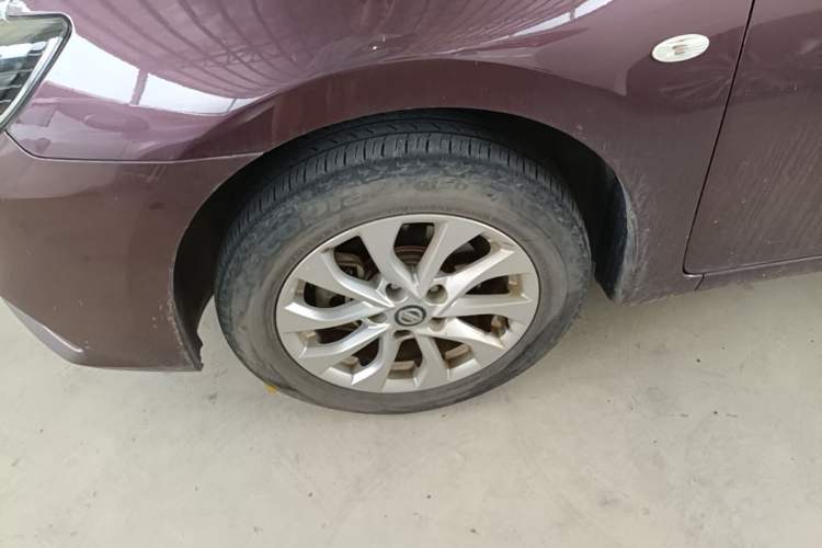 Used Nissan Sylphy 2016 1.6XE CVT Comfort Edition Exterior 4