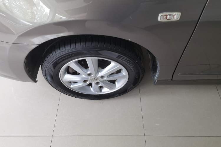 Used Nissan Sylphy 2016 Classic 1.6XE Automatic Comfort Edition Exterior 4