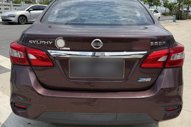 Used Nissan Sylphy 2016 1.6 XL CVT Luxury Edition Exterior 5