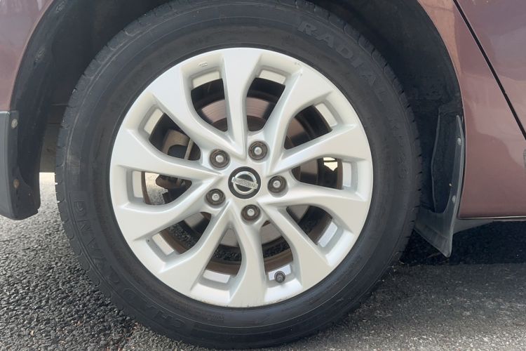 Used Nissan Sylphy 2016 1.6 XL CVT Luxury Edition Exterior 5