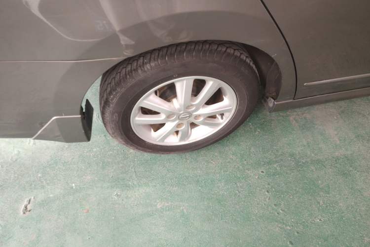 Used Nissan Sylphy 2016 Classic 1.6XE Automatic Leading Edition Exterior 5
